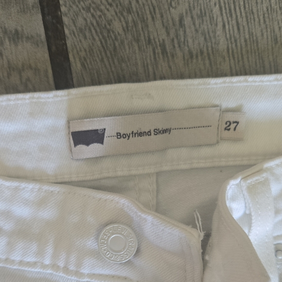 Levi's Women's White Boyfriend Jeans Size 27‎ wp10 - Picture 2 of 7